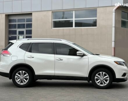 Ниссан Rogue 2014 в Одессе на Automoto.ua Белый Ниссан Rogue, объемом двигателя 2.5 л и пробегом 181 тыс. км за 11980 $, фото 3 на Automoto.ua