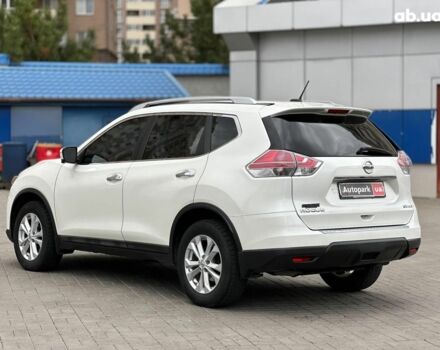 Ниссан Rogue 2014 в Одессе на Automoto.ua Белый Ниссан Rogue, объемом двигателя 2.5 л и пробегом 181 тыс. км за 11980 $, фото 6 на Automoto.ua