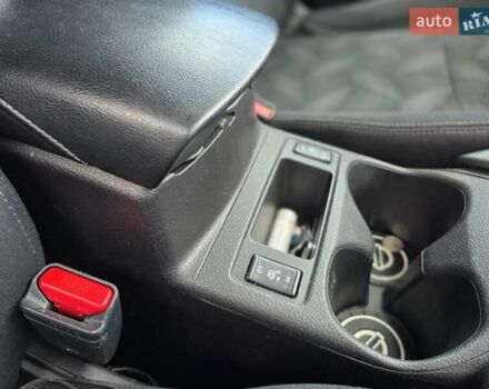 Білий Ніссан Rogue, об'ємом двигуна 2.49 л та пробігом 115 тис. км за 13500 $, фото 15 на Automoto.ua