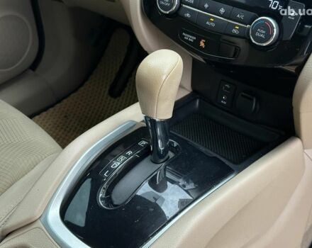 Ниссан Rogue 2014 в Одессе на Automoto.ua Белый Ниссан Rogue, объемом двигателя 2.5 л и пробегом 181 тыс. км за 11980 $, фото 26 на Automoto.ua