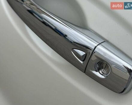 Белый Ниссан Rogue, объемом двигателя 2.5 л и пробегом 181 тыс. км за 11980 $, фото 9 на Automoto.ua