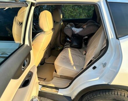 Белый Ниссан Rogue, объемом двигателя 2.5 л и пробегом 205 тыс. км за 11999 $, фото 14 на Automoto.ua