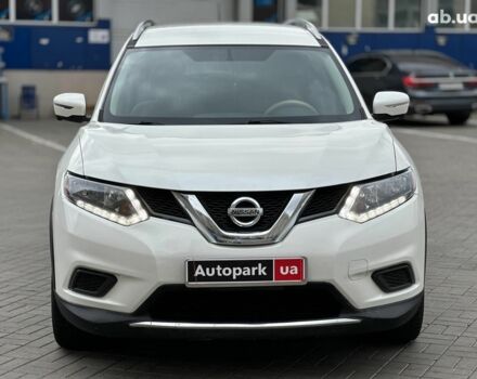 Ниссан Rogue 2014 в Одессе на Automoto.ua Белый Ниссан Rogue, объемом двигателя 2.5 л и пробегом 181 тыс. км за 11980 $, фото 1 на Automoto.ua