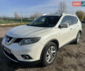 Белый Ниссан Rogue, объемом двигателя 2.5 л и пробегом 150 тыс. км за 13500 $, фото 1 на Automoto.ua