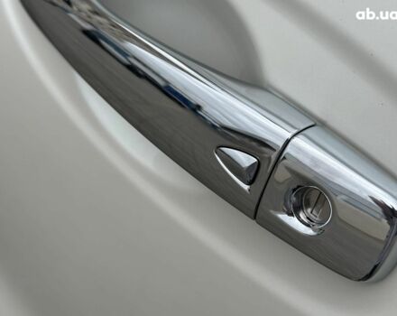 Ниссан Rogue 2014 в Одессе на Automoto.ua Белый Ниссан Rogue, объемом двигателя 2.5 л и пробегом 181 тыс. км за 11980 $, фото 9 на Automoto.ua