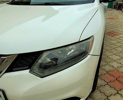 Білий Ніссан Rogue, об'ємом двигуна 2.5 л та пробігом 305 тис. км за 10800 $, фото 10 на Automoto.ua