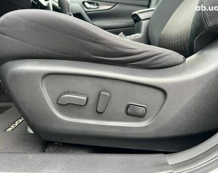 Белый Ниссан Rogue, объемом двигателя 0 л и пробегом 119 тыс. км за 14690 $, фото 19 на Automoto.ua