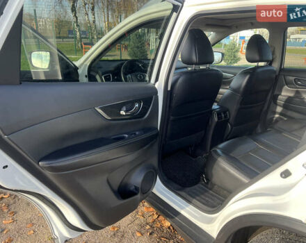 Белый Ниссан Rogue, объемом двигателя 2.5 л и пробегом 150 тыс. км за 13500 $, фото 13 на Automoto.ua