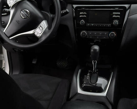 Білий Ніссан Rogue, об'ємом двигуна 2.5 л та пробігом 191 тис. км за 12000 $, фото 10 на Automoto.ua