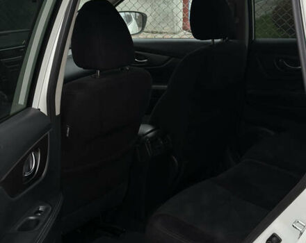 Білий Ніссан Rogue, об'ємом двигуна 2.5 л та пробігом 191 тис. км за 12000 $, фото 11 на Automoto.ua