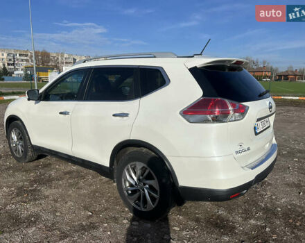 Белый Ниссан Rogue, объемом двигателя 2.5 л и пробегом 150 тыс. км за 13500 $, фото 8 на Automoto.ua