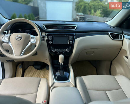 Белый Ниссан Rogue, объемом двигателя 2.49 л и пробегом 130 тыс. км за 12100 $, фото 23 на Automoto.ua