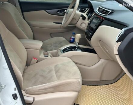 Ниссан Rogue 2014 в Одессе на Automoto.ua Белый Ниссан Rogue, объемом двигателя 2.5 л и пробегом 181 тыс. км за 11980 $, фото 24 на Automoto.ua