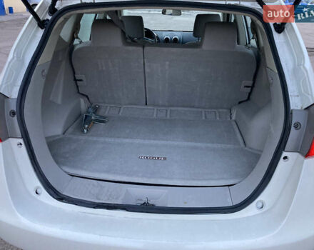 Белый Ниссан Rogue, объемом двигателя 2.49 л и пробегом 98 тыс. км за 9999 $, фото 11 на Automoto.ua