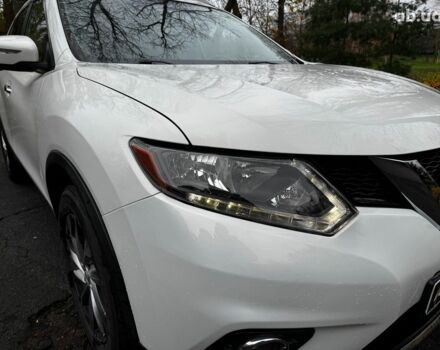 Белый Ниссан Rogue, объемом двигателя 2.5 л и пробегом 119 тыс. км за 13490 $, фото 3 на Automoto.ua