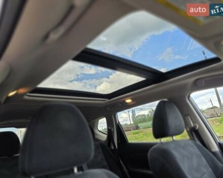 Білий Ніссан Rogue, об'ємом двигуна 2.49 л та пробігом 115 тис. км за 13500 $, фото 11 на Automoto.ua