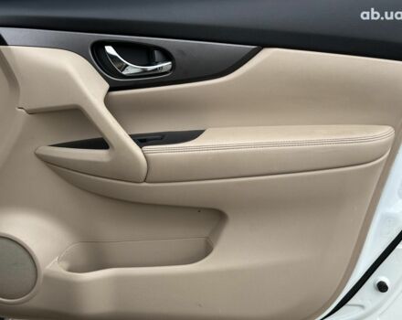 Ниссан Rogue 2014 в Одессе на Automoto.ua Белый Ниссан Rogue, объемом двигателя 2.5 л и пробегом 181 тыс. км за 11980 $, фото 25 на Automoto.ua