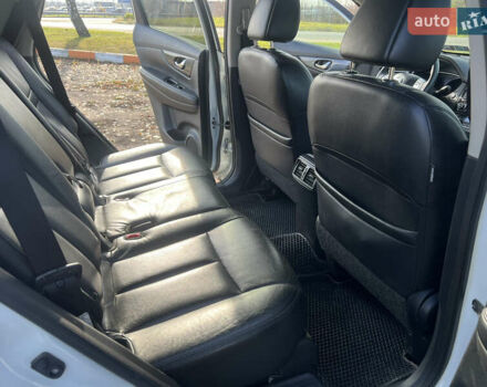 Белый Ниссан Rogue, объемом двигателя 2.5 л и пробегом 150 тыс. км за 13500 $, фото 15 на Automoto.ua