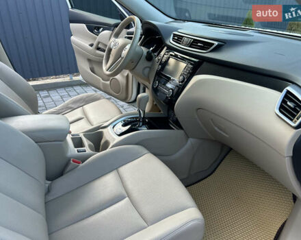 Белый Ниссан Rogue, объемом двигателя 2.49 л и пробегом 130 тыс. км за 12100 $, фото 28 на Automoto.ua