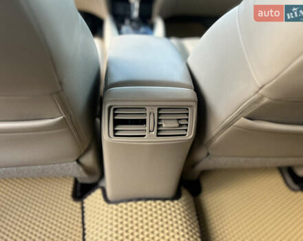 Белый Ниссан Rogue, объемом двигателя 2.49 л и пробегом 130 тыс. км за 12100 $, фото 24 на Automoto.ua