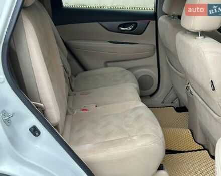 Белый Ниссан Rogue, объемом двигателя 2.5 л и пробегом 181 тыс. км за 11980 $, фото 19 на Automoto.ua