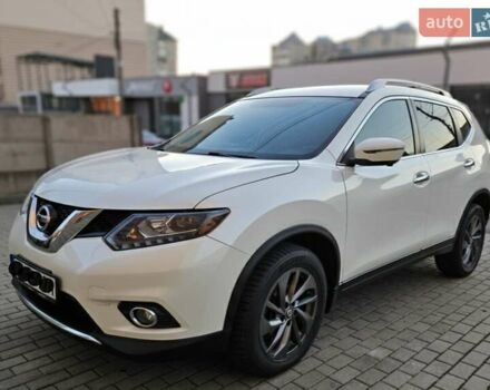 Белый Ниссан Rogue, объемом двигателя 2.49 л и пробегом 178 тыс. км за 13000 $, фото 2 на Automoto.ua