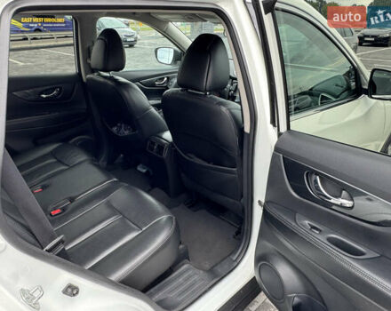 Білий Ніссан Rogue, об'ємом двигуна 2.49 л та пробігом 178 тис. км за 9700 $, фото 20 на Automoto.ua