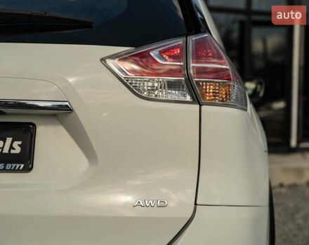 Білий Ніссан Rogue, об'ємом двигуна 2.5 л та пробігом 92 тис. км за 13900 $, фото 4 на Automoto.ua