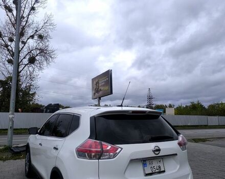 Белый Ниссан Rogue, объемом двигателя 2.5 л и пробегом 147 тыс. км за 12500 $, фото 1 на Automoto.ua