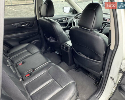 Білий Ніссан Rogue, об'ємом двигуна 2.49 л та пробігом 178 тис. км за 9700 $, фото 19 на Automoto.ua