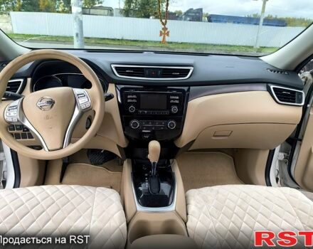 Белый Ниссан Rogue, объемом двигателя 2.5 л и пробегом 147 тыс. км за 12500 $, фото 6 на Automoto.ua