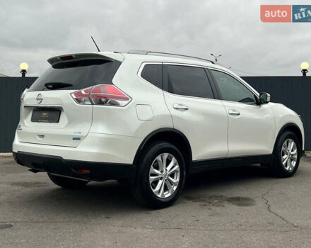 Білий Ніссан Rogue, об'ємом двигуна 2.49 л та пробігом 130 тис. км за 12900 $, фото 2 на Automoto.ua