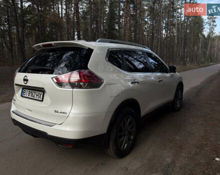 Белый Ниссан Rogue, объемом двигателя 2.5 л и пробегом 179 тыс. км за 14500 $, фото 6 на Automoto.ua