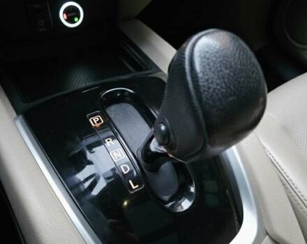 Белый Ниссан Rogue, объемом двигателя 2.49 л и пробегом 178 тыс. км за 13000 $, фото 16 на Automoto.ua