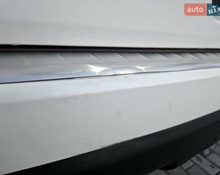 Белый Ниссан Rogue, объемом двигателя 2.49 л и пробегом 178 тыс. км за 13000 $, фото 27 на Automoto.ua