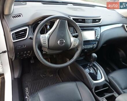 Білий Ніссан Rogue, об'ємом двигуна 2.5 л та пробігом 201 тис. км за 12800 $, фото 48 на Automoto.ua