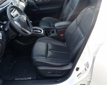 Білий Ніссан Rogue, об'ємом двигуна 2.5 л та пробігом 201 тис. км за 12800 $, фото 20 на Automoto.ua