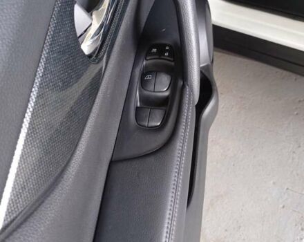 Білий Ніссан Rogue, об'ємом двигуна 2.5 л та пробігом 201 тис. км за 12800 $, фото 75 на Automoto.ua