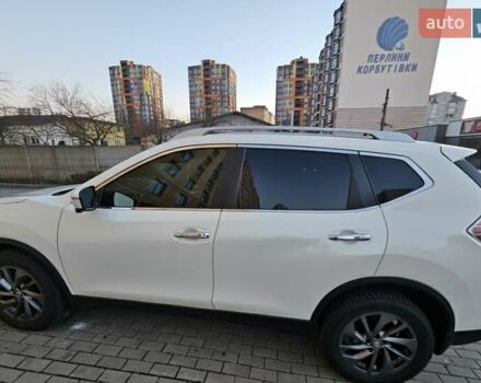 Белый Ниссан Rogue, объемом двигателя 2.49 л и пробегом 178 тыс. км за 13000 $, фото 4 на Automoto.ua