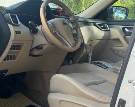 Білий Ніссан Rogue, об'ємом двигуна 0 л та пробігом 220 тис. км за 11550 $, фото 6 на Automoto.ua