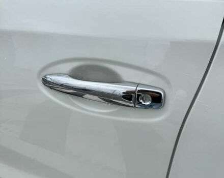 Білий Ніссан Rogue, об'ємом двигуна 2.49 л та пробігом 178 тис. км за 9700 $, фото 11 на Automoto.ua