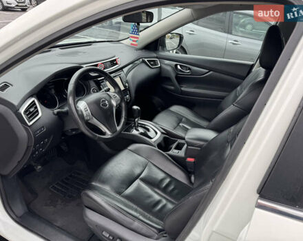 Білий Ніссан Rogue, об'ємом двигуна 2.49 л та пробігом 178 тис. км за 9700 $, фото 12 на Automoto.ua