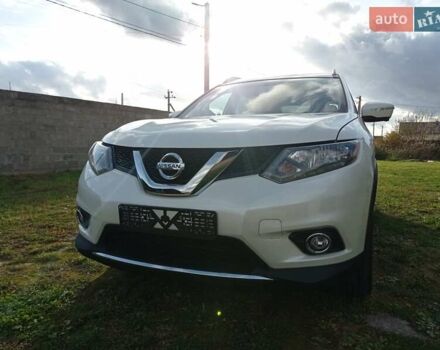 Білий Ніссан Rogue, об'ємом двигуна 2.5 л та пробігом 201 тис. км за 12800 $, фото 1 на Automoto.ua