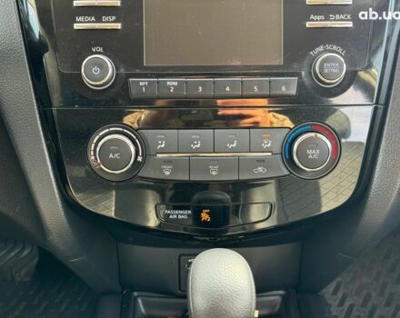 Білий Ніссан Rogue, об'ємом двигуна 2.5 л та пробігом 153 тис. км за 12790 $, фото 29 на Automoto.ua