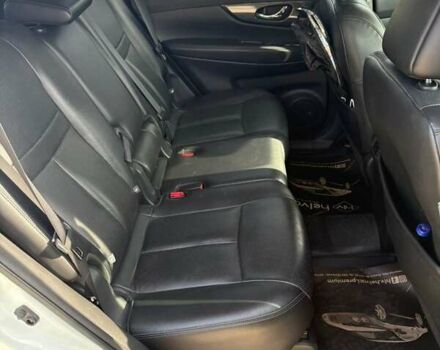 Белый Ниссан Rogue, объемом двигателя 2.5 л и пробегом 96 тыс. км за 12000 $, фото 6 на Automoto.ua