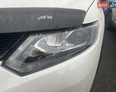 Белый Ниссан Rogue, объемом двигателя 2.5 л и пробегом 171 тыс. км за 14250 $, фото 13 на Automoto.ua