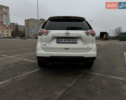 Белый Ниссан Rogue, объемом двигателя 2.49 л и пробегом 136 тыс. км за 12500 $, фото 4 на Automoto.ua