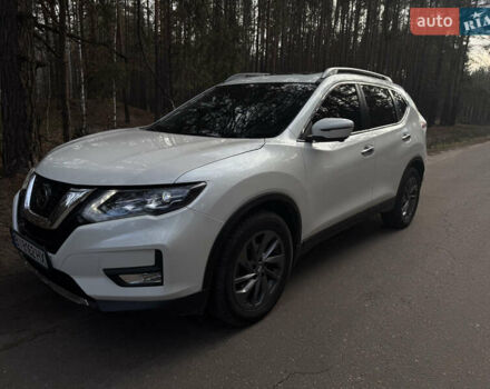 Белый Ниссан Rogue, объемом двигателя 2.5 л и пробегом 179 тыс. км за 14500 $, фото 2 на Automoto.ua