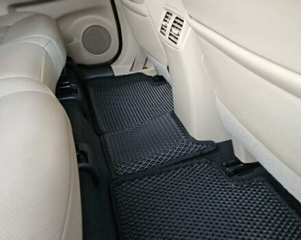 Белый Ниссан Rogue, объемом двигателя 2.49 л и пробегом 178 тыс. км за 13000 $, фото 10 на Automoto.ua