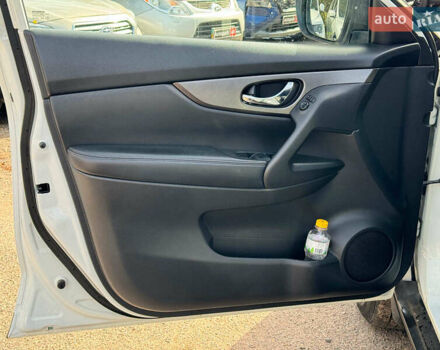 Білий Ніссан Rogue, об'ємом двигуна 2.5 л та пробігом 153 тис. км за 12790 $, фото 11 на Automoto.ua